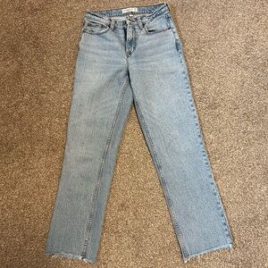 Abercrombie & Fitch curve love mid rise 90s straight jean, size 25, length short